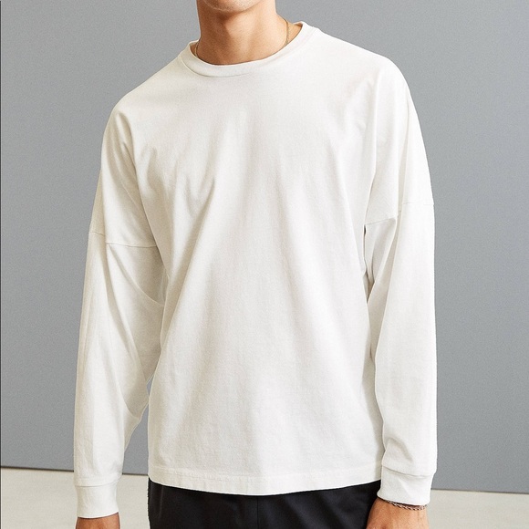 ♥︎ Urban Outfitters Oversized Drop Long Sleeve ♥︎ - Picture 1 of 5